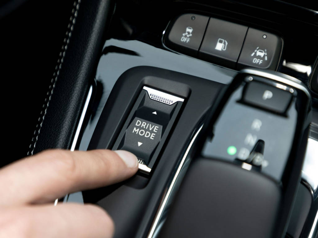 Opel Grandland X Hybrid 4 2020