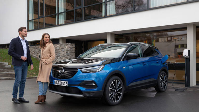 Opel Grandland X Hybrid 4 2020