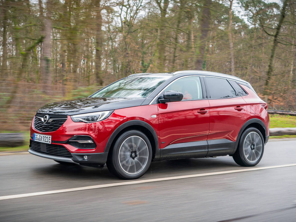 Opel Grandland X Hybrid 4 2020