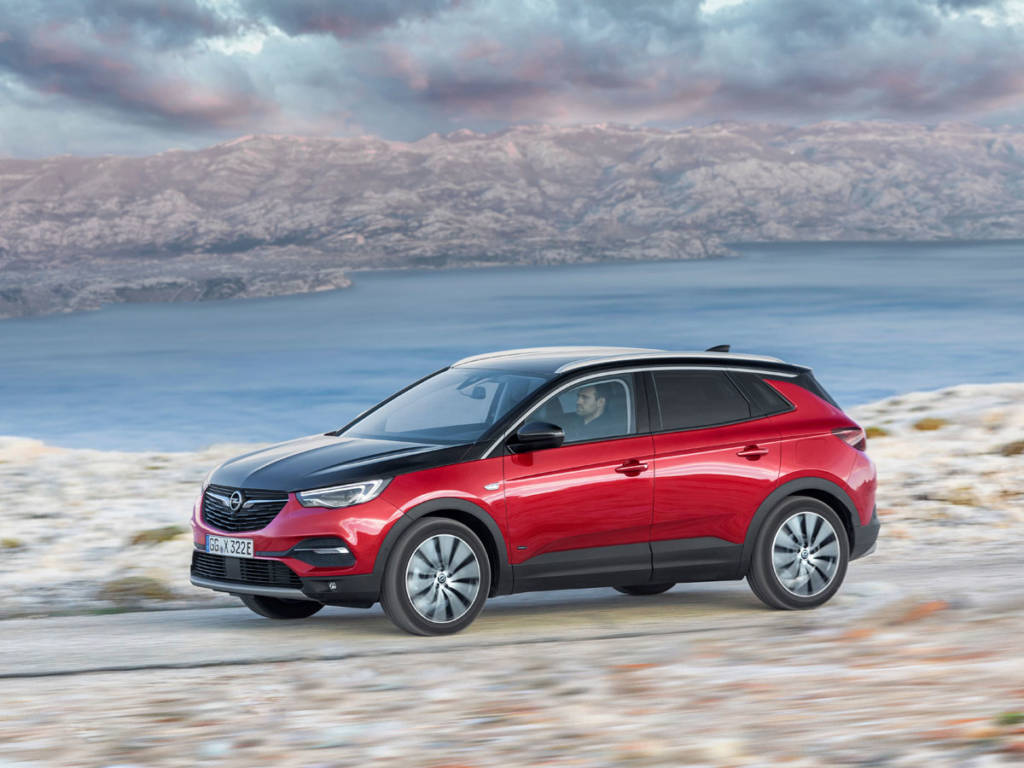 Opel Grandland X Hybrid 4 2020