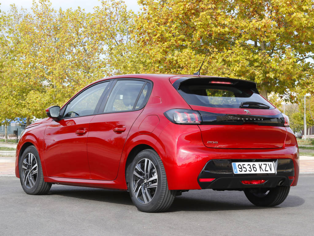 Prueba Peugeot 08 Allure Puretech 100 2020