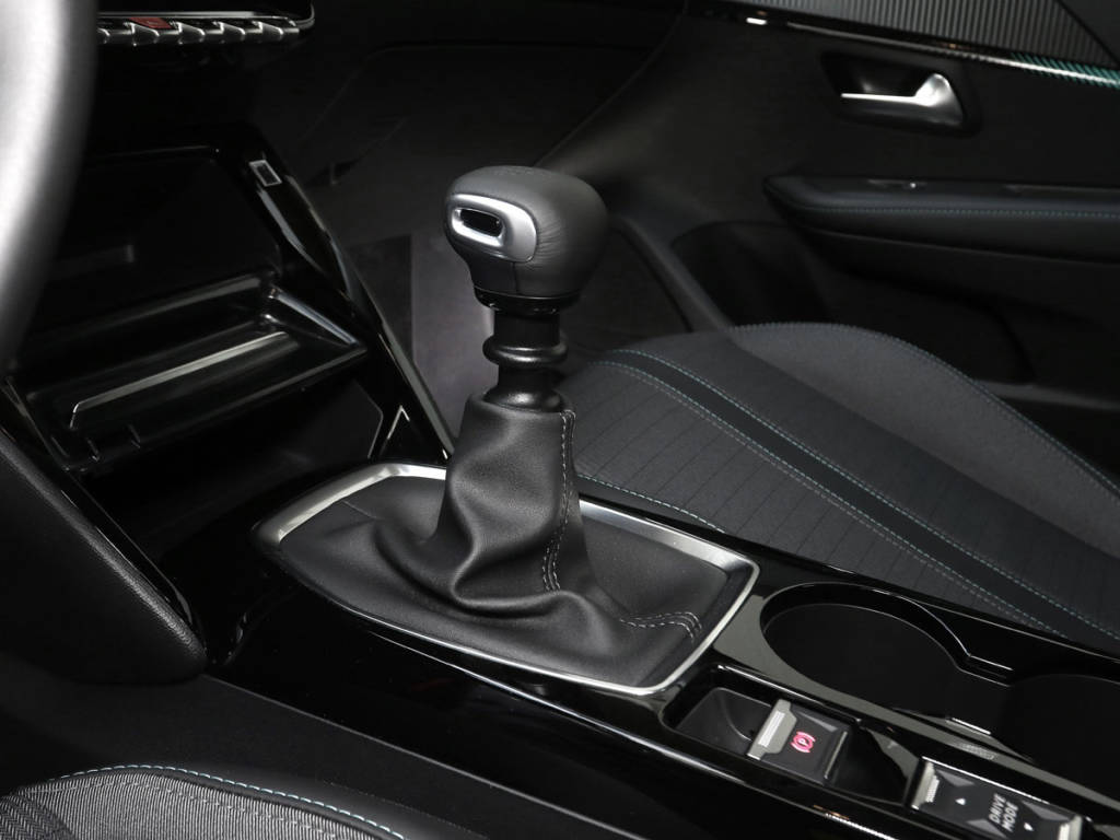 Prueba Peugeot 08 Allure Puretech 100 2020