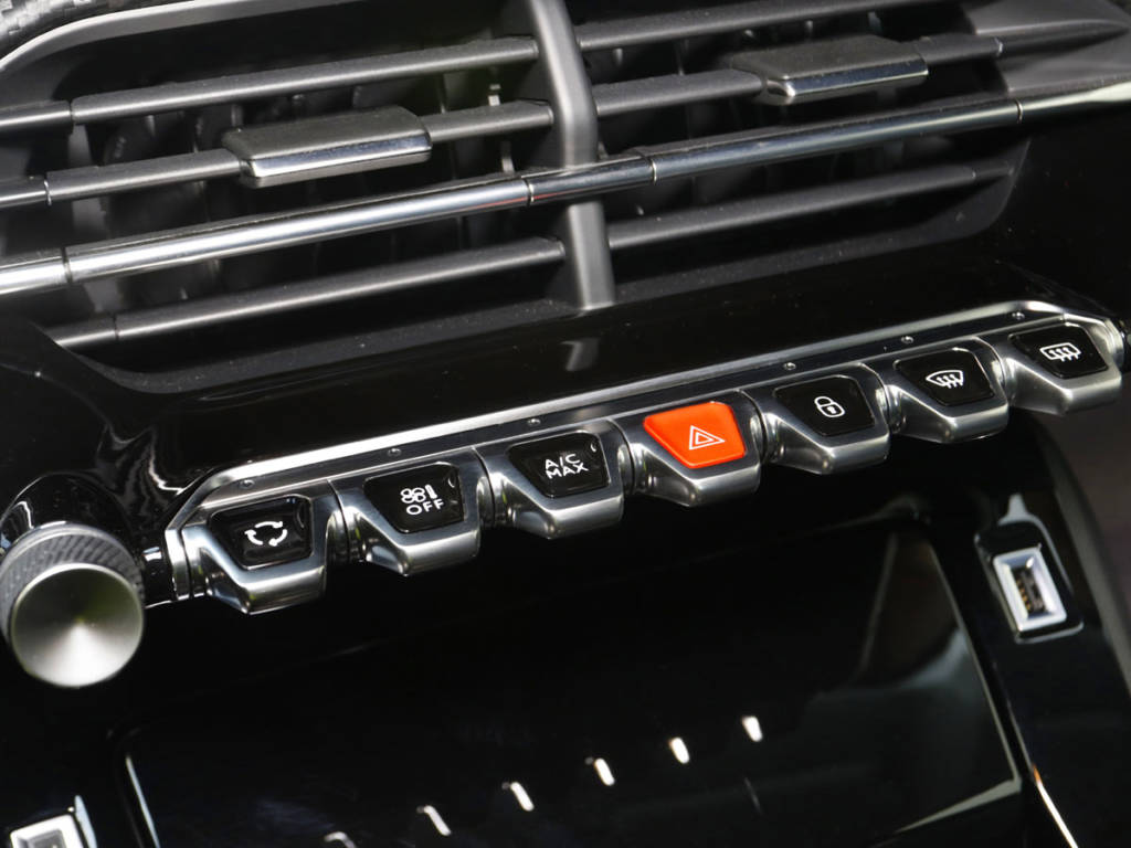 Prueba Peugeot 08 Allure Puretech 100 2020