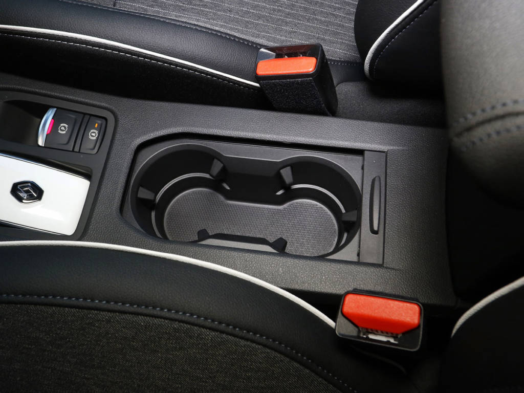 Prueba Peugeot 08 Allure Puretech 100 2020