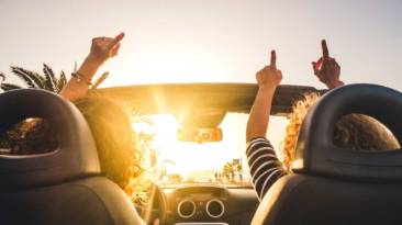 escuchar canciones coche