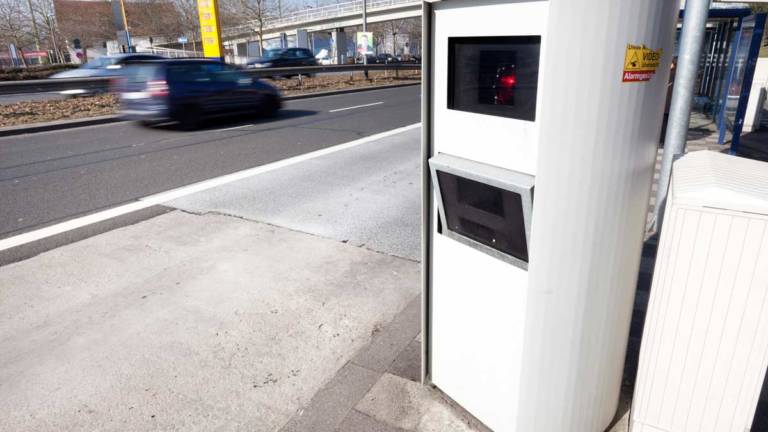 frenar antes de radar