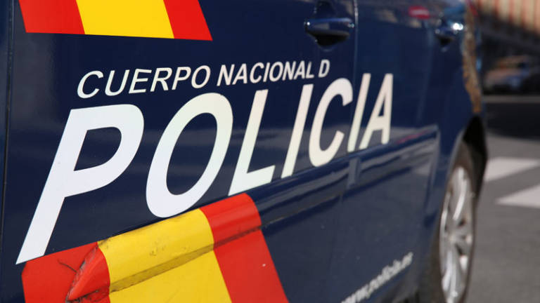 Policía