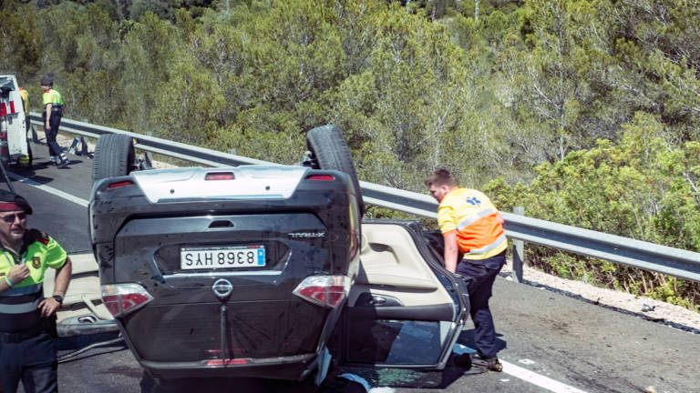 Accidente de tráfico en carretera secundaria
