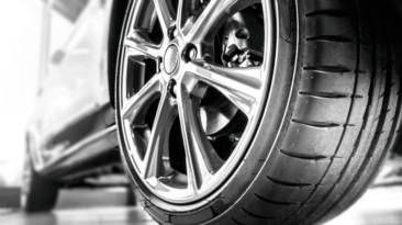 Contaminación coches frenos y neumáticos