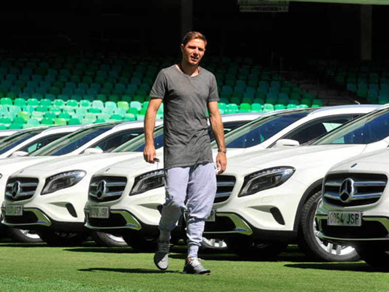 Joaquín Mercedes-Benz GLA