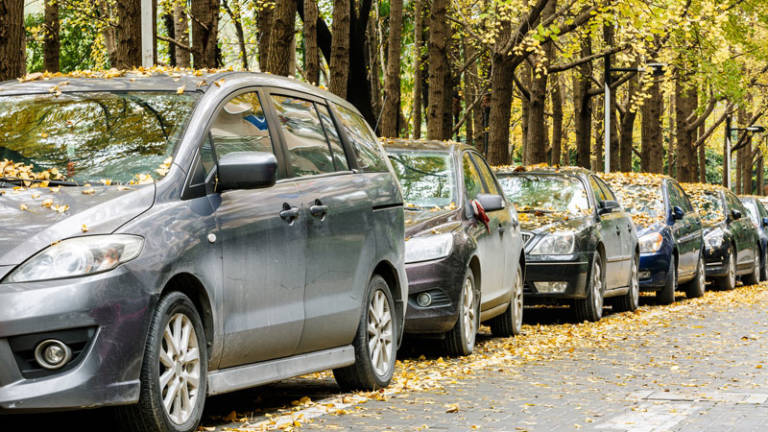 coche-aparcado-calle