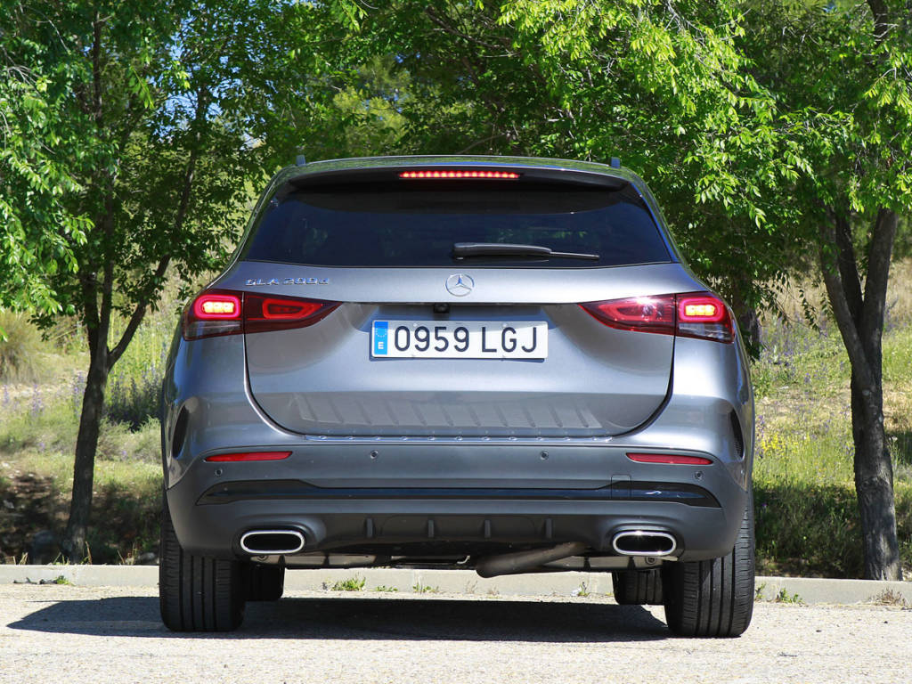 Prueba Mercedes-Benz GLA 200d 2020