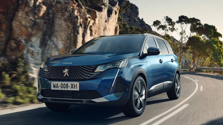 Peugeot 5008 2021