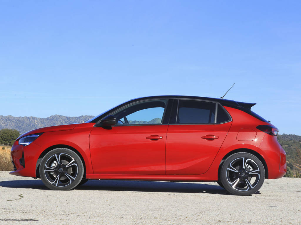 Comparativa Opel Corsa 1.2T 130 GS-Line 2020