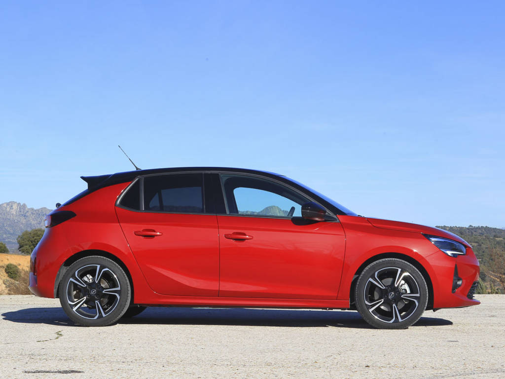 Comparativa Opel Corsa 1.2T 130 GS-Line 2020