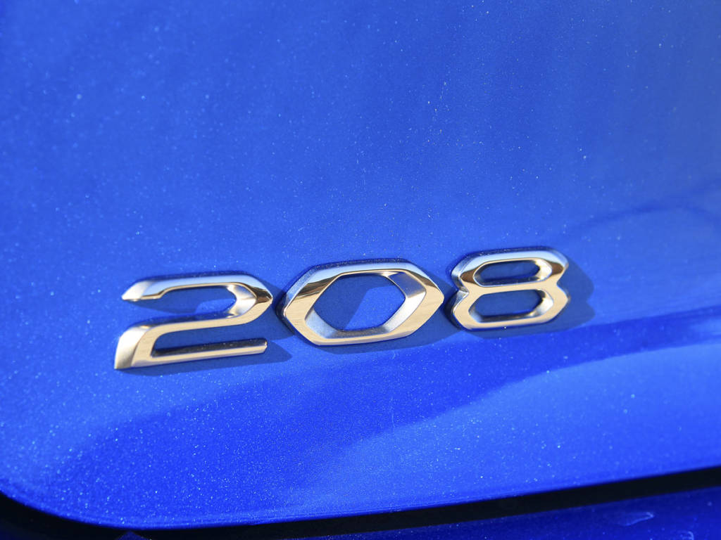 Comparativa Peugeot 208 GT Line PureTech 130 2020