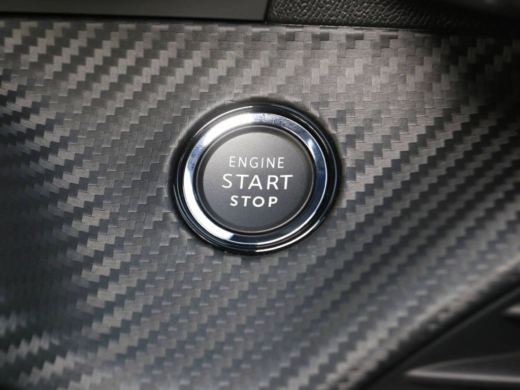 Comparativa Peugeot 208 GT Line PureTech 130 2020