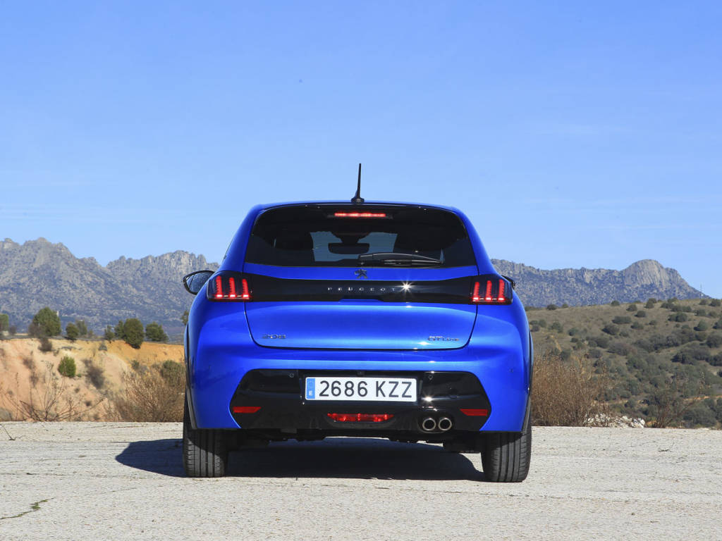 Comparativa Peugeot 208 GT Line PureTech 130 2020