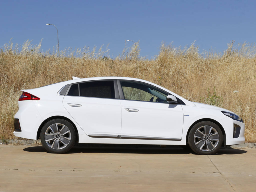Prueba Hyundai Ioniq Hybrid 2020
