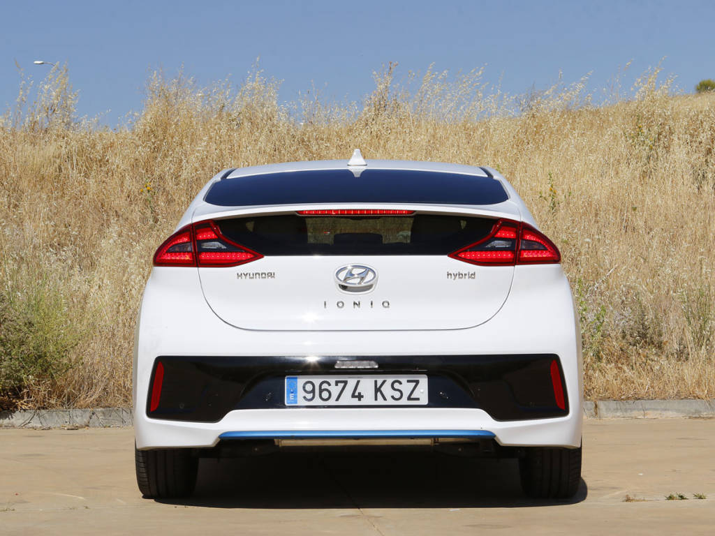 Prueba Hyundai Ioniq Hybrid 2020