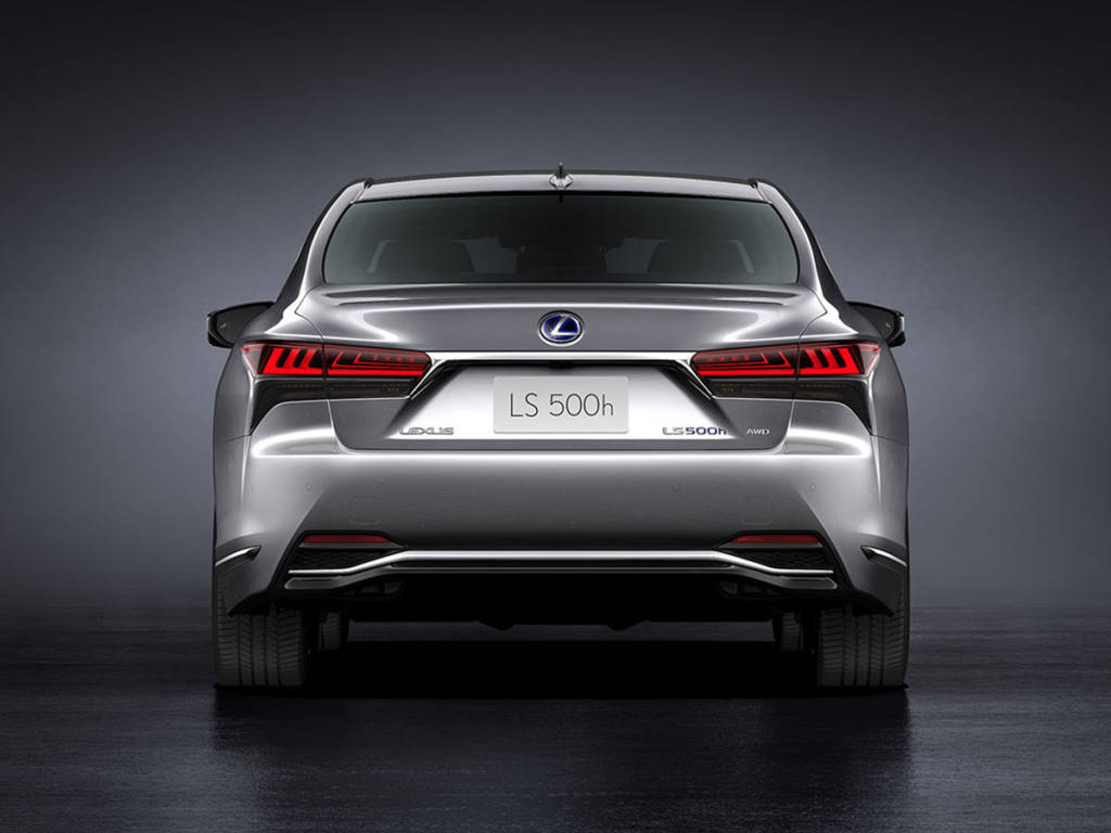 Lexus LS 500h 2021
