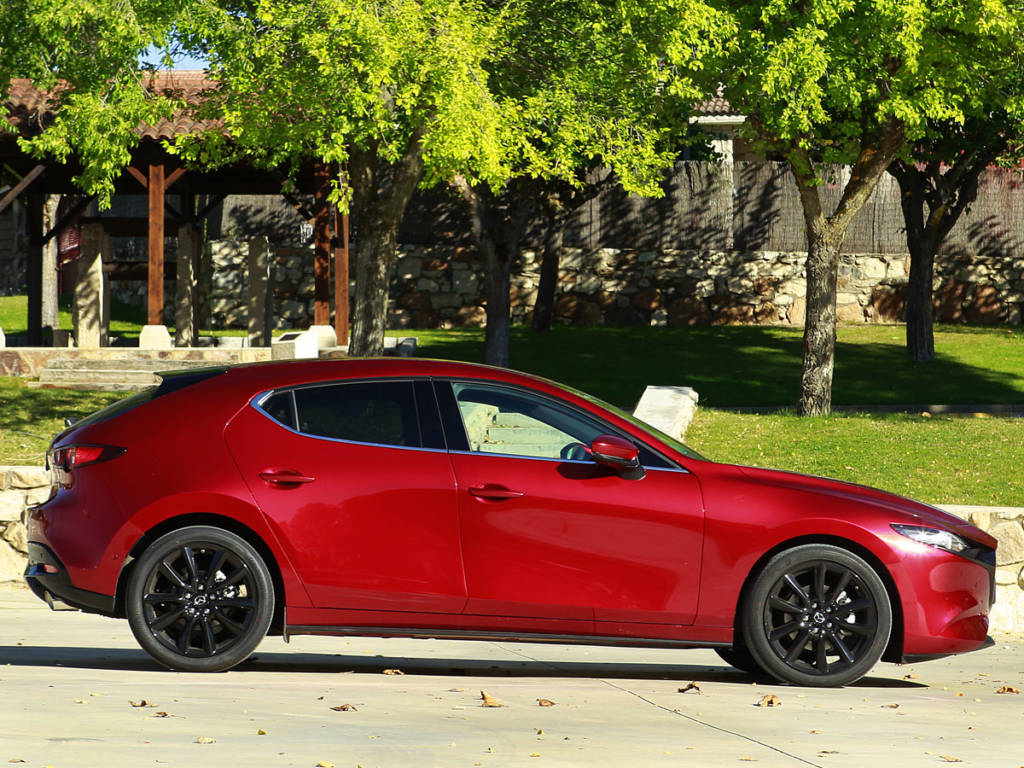 Prueba Mazda3 Zenith Skyactiv-x 180 CV AT 2021