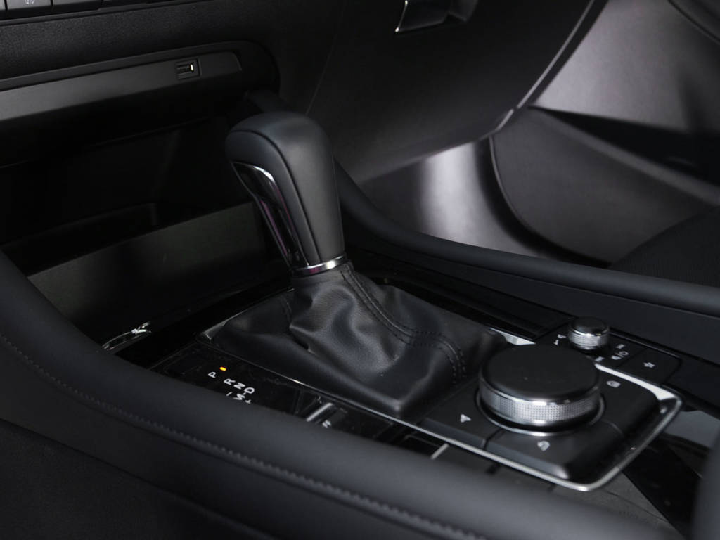 Prueba Mazda3 Zenith Skyactiv-x 180 CV AT 2021