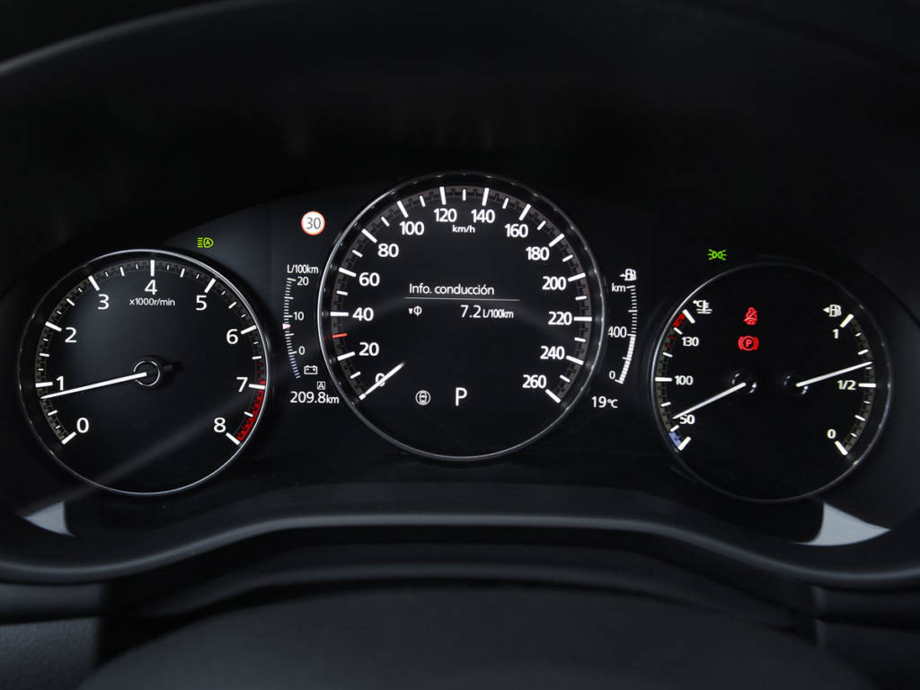 Prueba Mazda3 Zenith Skyactiv-x 180 CV AT 2021