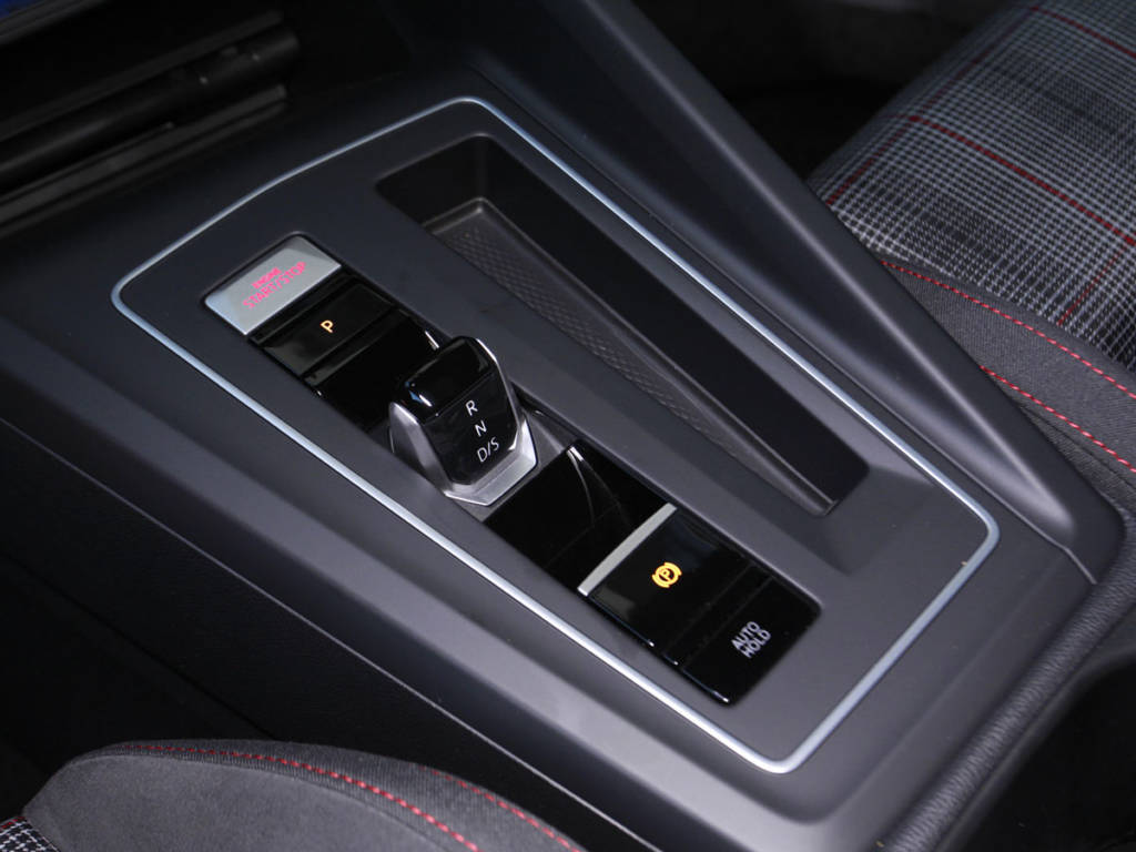 Nuestra unidad contaba con caja automática aunque también está disponible con cambio manual