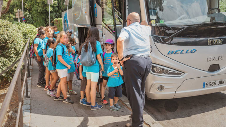 El 90% de los accidentes con niños se producen al subir o bajar del autobús