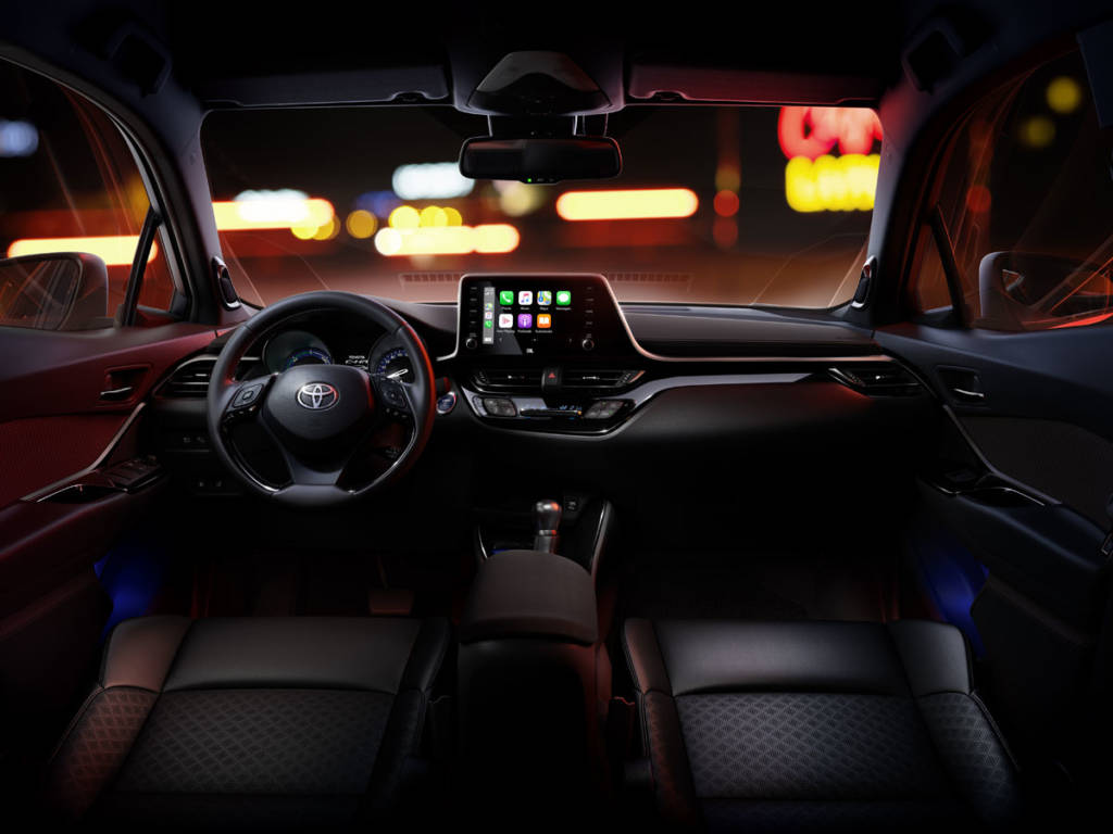 toyota-c-hr-electric-hybrid-(2)