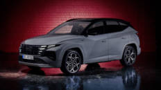 Muestra un diseño deportivo inspirado en la competición.