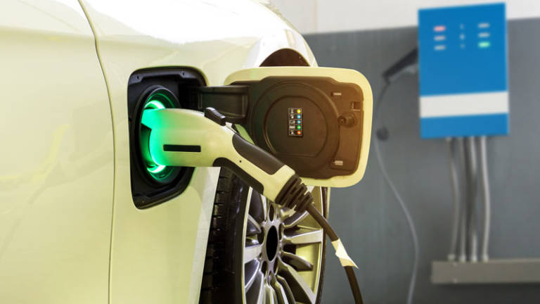 Cómo instalar un cargador de coches eléctricos en casa