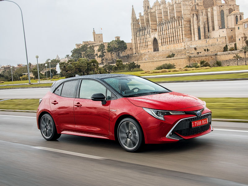El Toyota Corolla apuesta en exclusiva por las mecánicas híbridas (122h y 180H)