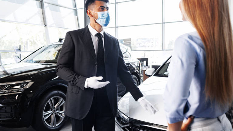 La Comunidad de Madrid, la primera en aplicar el nuevo Plan Moves II para la compra de coches ecológicos