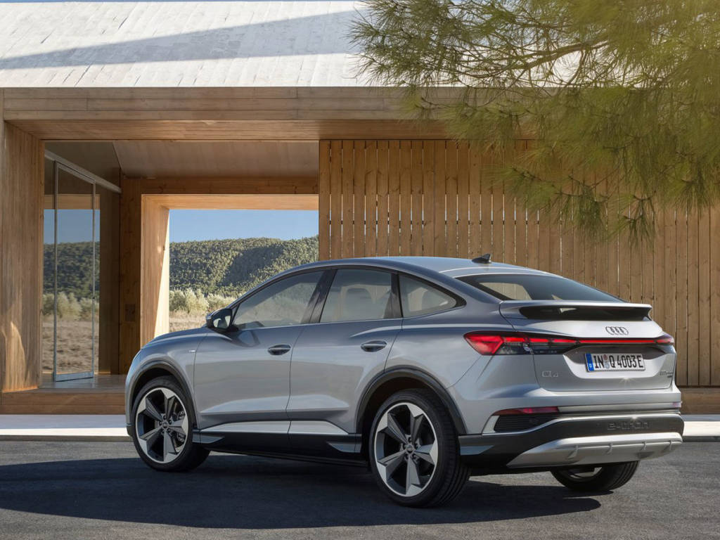 Audi Q4 Sportback e-tron trasera