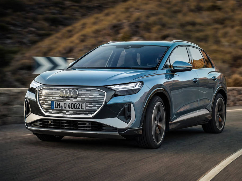 Audi Q4 e-tron movimiento delantera