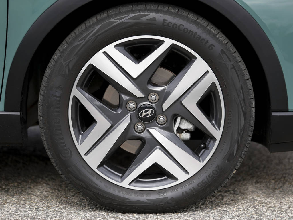 Hyundai Bayon llanta