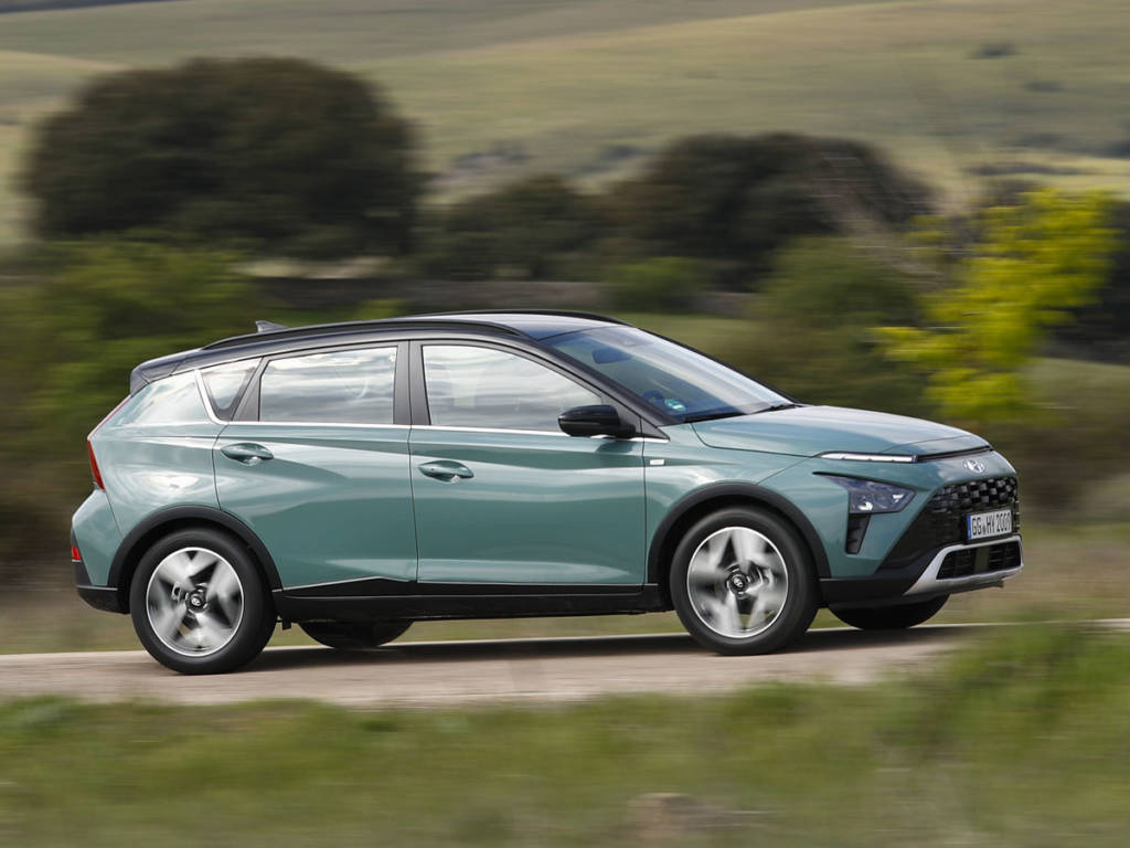 Hyundai Bayon barrido derecha