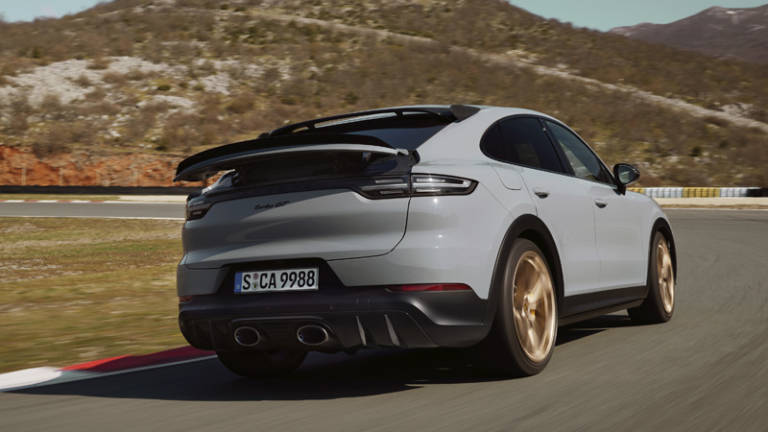 porsche cayenne turbo gt trasera