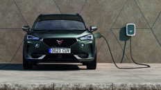 CUPRA Formentor e-Hybrid enchufado