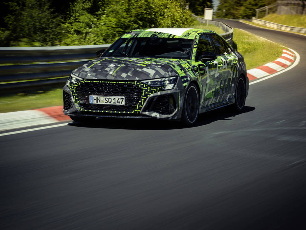 Audi RS 3 Nürburgring curva