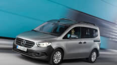 Mercedes-Benz Citan 2022 movimiento delantera