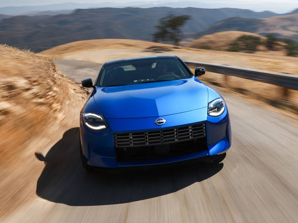 Nissan Z 2023 movimiento frontal