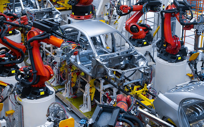 La producción de vehículos logra un crecimiento del 20% hasta mayo
