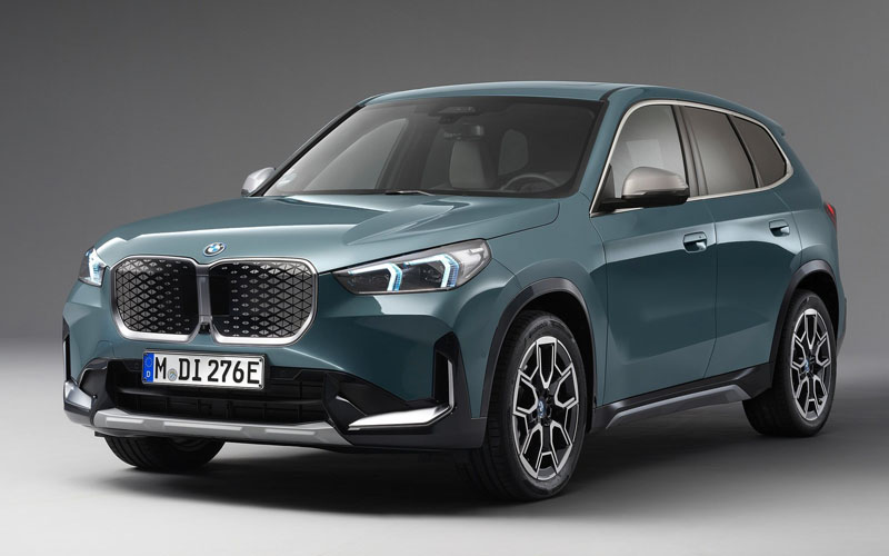 BMW iX1 eDrive20: acceso eléctrico