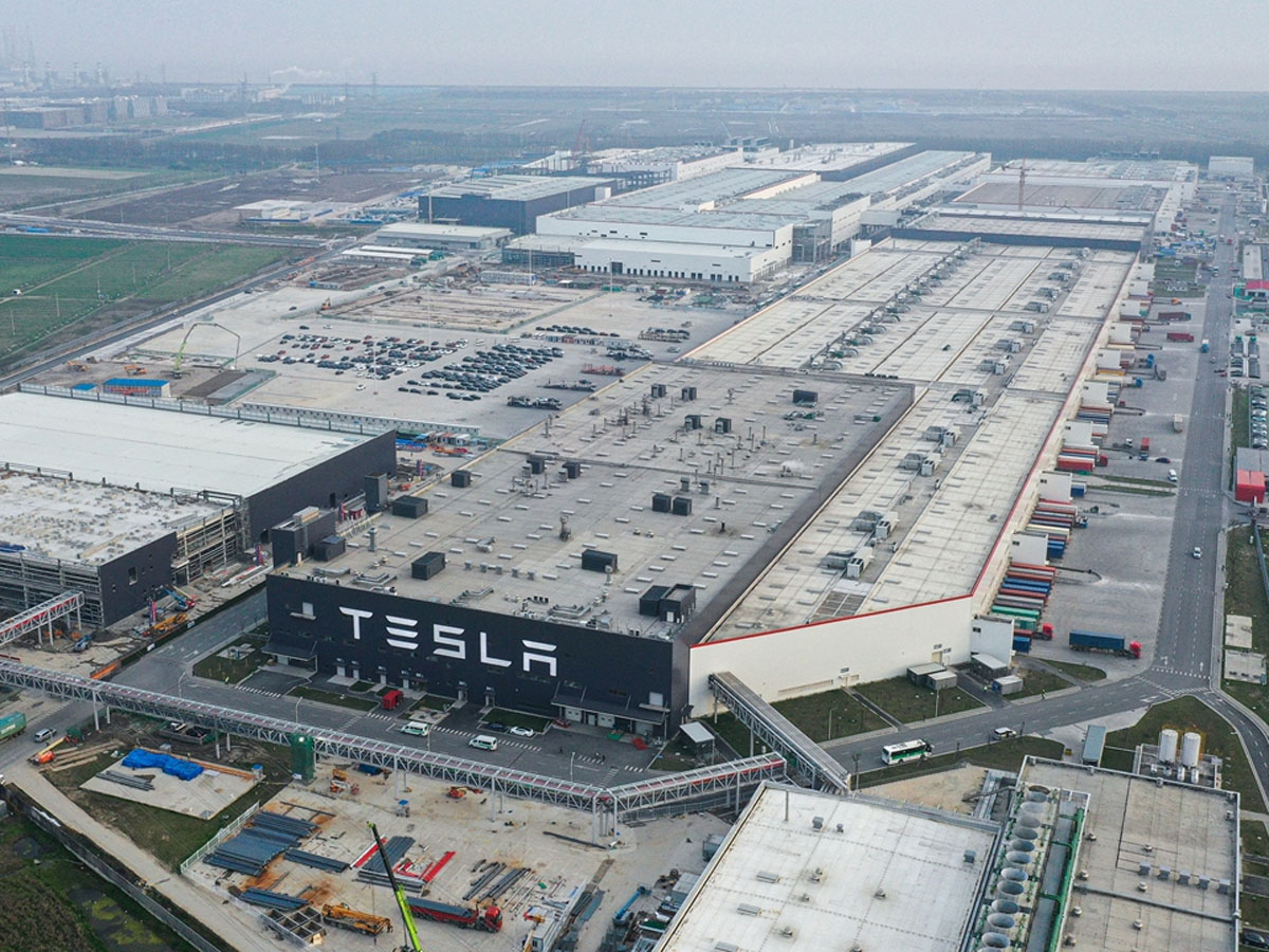La gigafactoría de Tesla en Shanghái reanuda su expansión